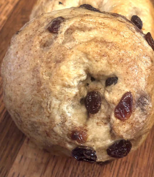 Cinnamon Raisin Bagels - 4 Count