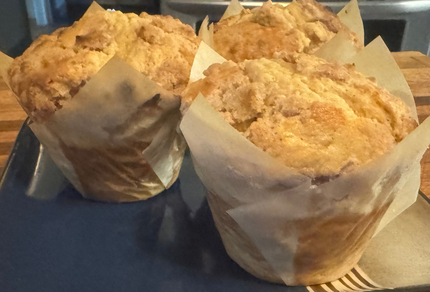 Jumbo Peaches and Cream Muffins - 4 Pack