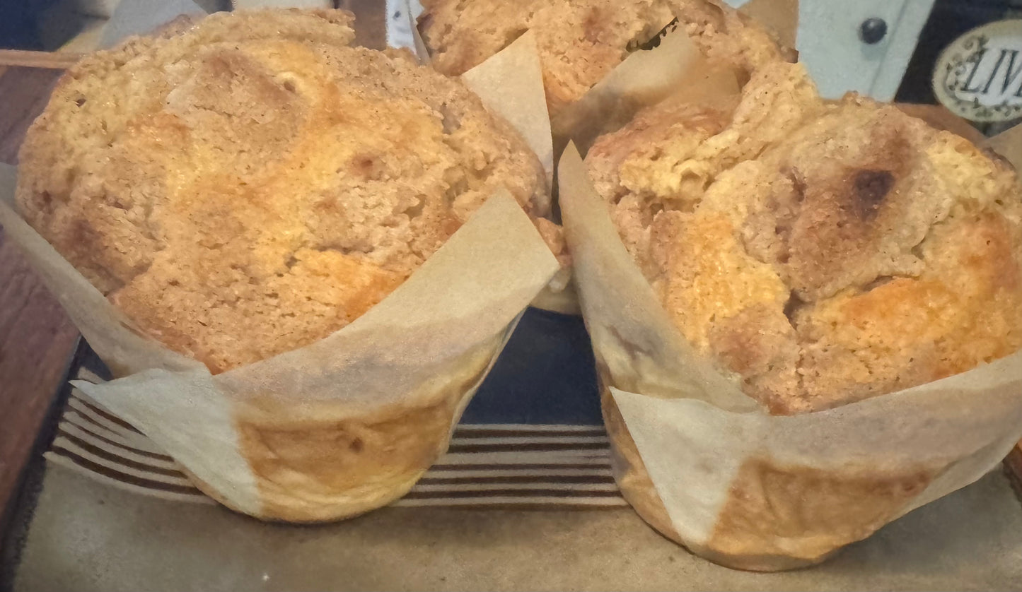 Jumbo Peaches and Cream Muffins - 4 Pack